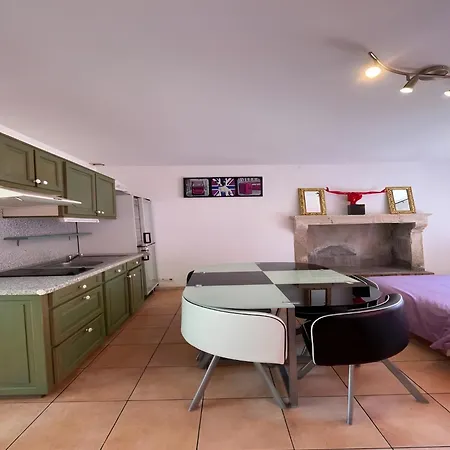 Tatil Evi Charming In Saint-pavace Near Le Mans